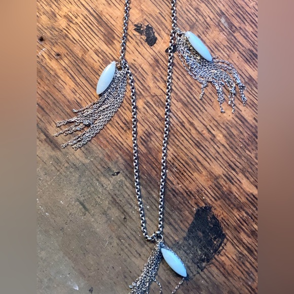 Vintage J. Jill pendant necklace with silver chain tassels and 3 teardrop stones - Picture 1 of 7